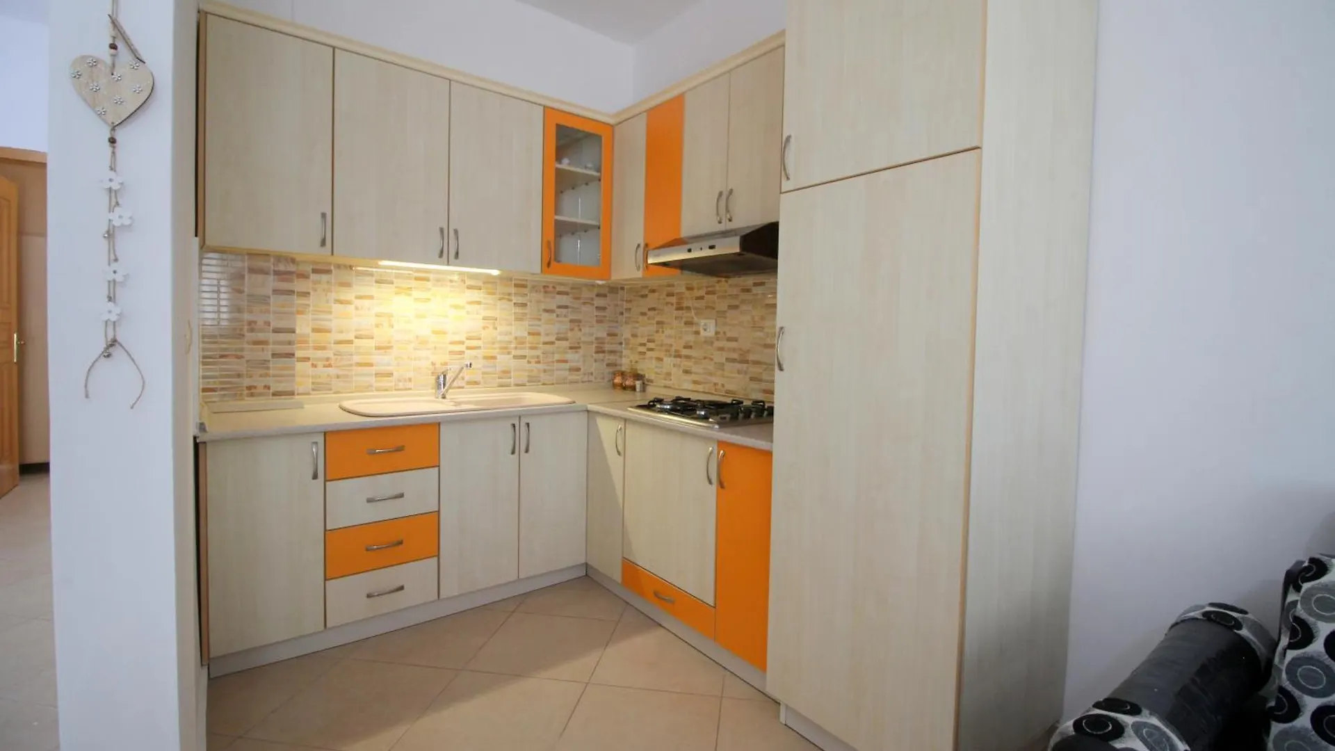 July Seaview Apartments Sarande